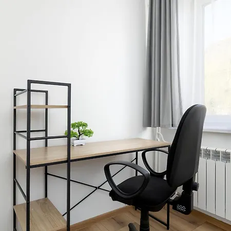 Modern With Balcony And Place For Remote Work By Renters * Bielsko-Biała