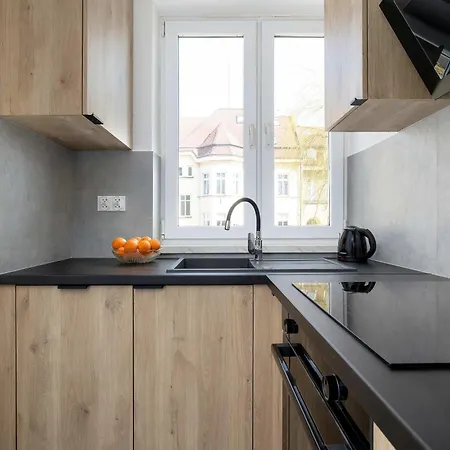 Modern With Balcony And Place For Remote Work By Renters Apartman Bielsko-Biała